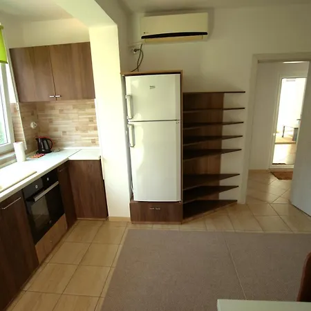 Апартамент Emona 5 Floor 2 *