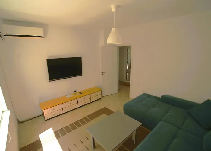 شقة Emona 5 Floor 2 *